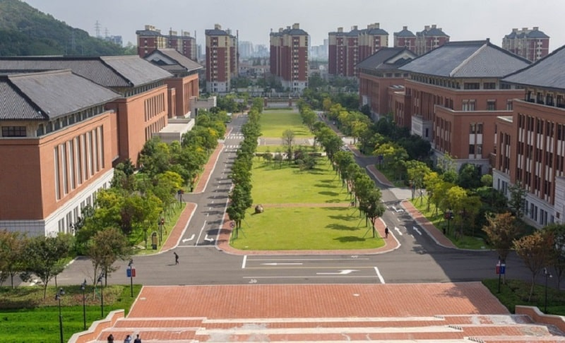 dai-hoc-chiet-giang-3.webp