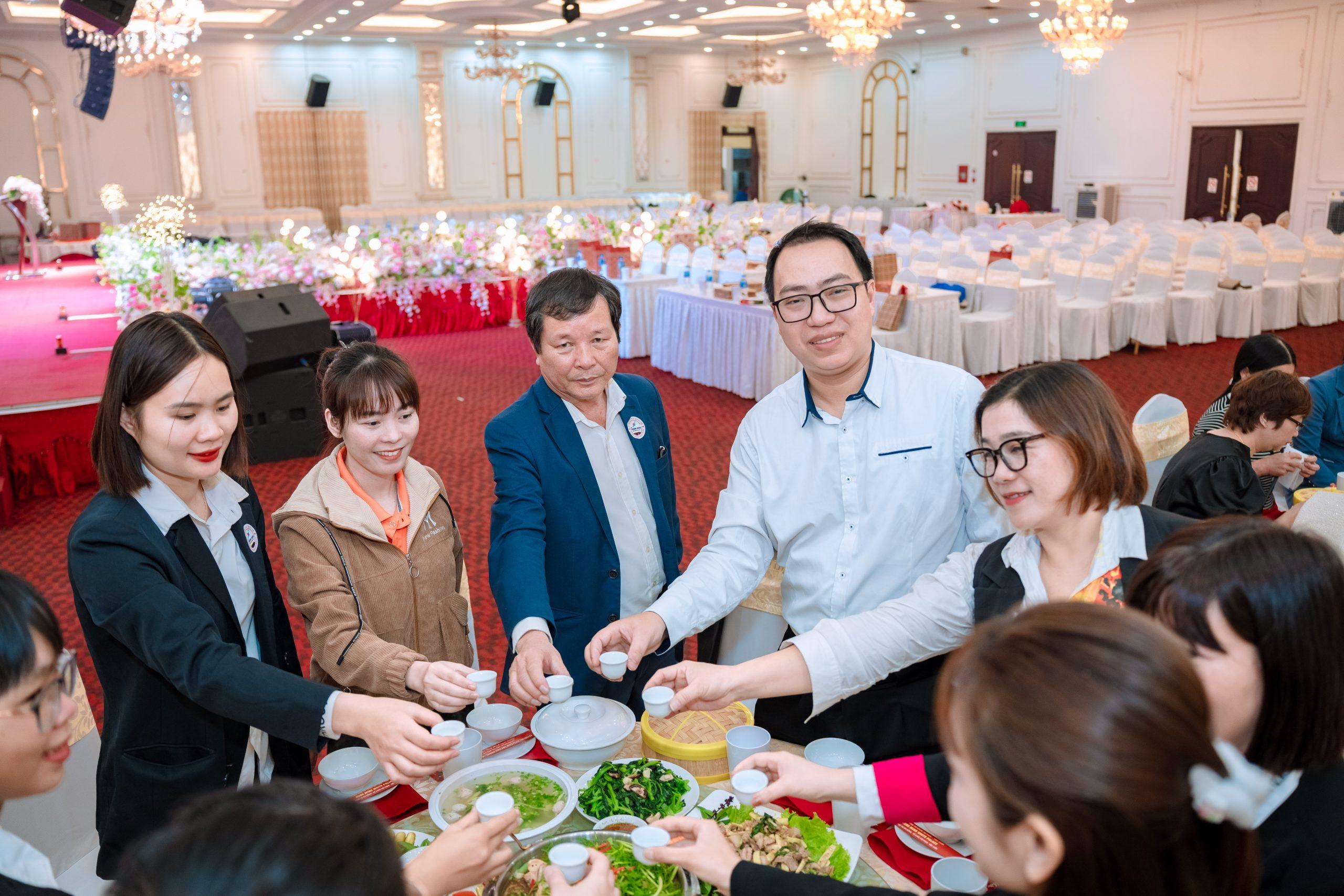 LỄ KỶ NIỆM 8/3 VÀ LỄ XUẤT CẢNH KỲ THÁNG 3/2024